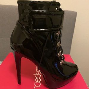 Patent leather boot